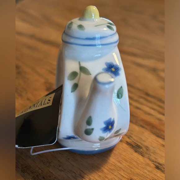 NWT Tags Pfaltzgraff Shelby Perennials Napkin Rings (set of 4) - Picture 5 of 7